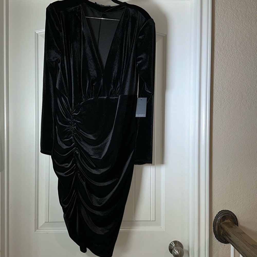 ELOQUII Beautiful Crushed Velvet Bodycon Mini Dress